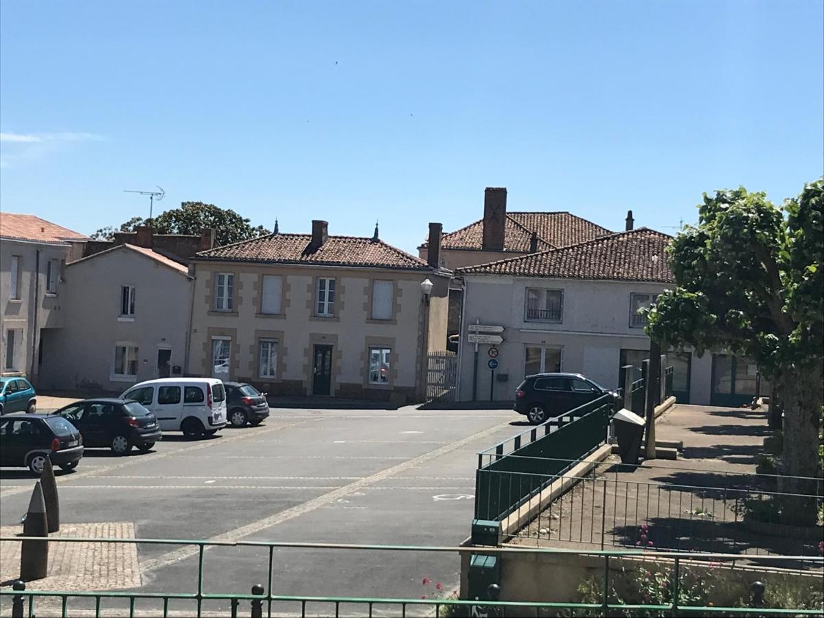 Place Au Repos Apartment Mouilleron-en-Pareds Exterior photo